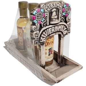 Trajinera Mezcal con Gusano